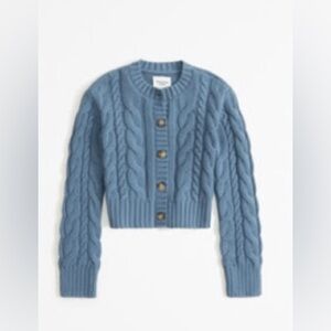 NWOT! A&F Short Cable Knit Cardigan